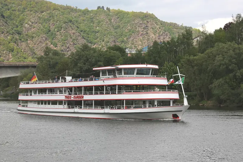 Rondvaartboot Treis-Karden op de Moezel bij Cochem